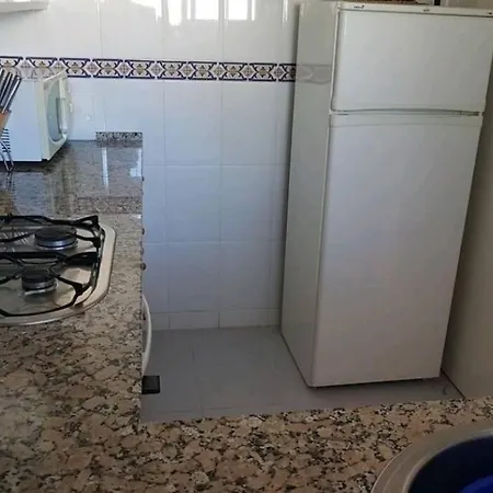 Junto Al Mar Con Jardin Comunitario Y Parking *