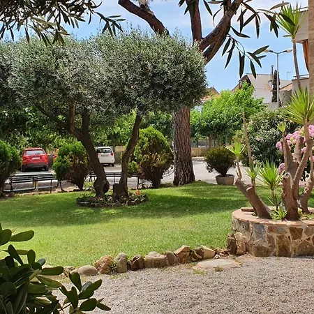 Junto Al Mar Con Jardin Comunitario Y Parking Апартаменты