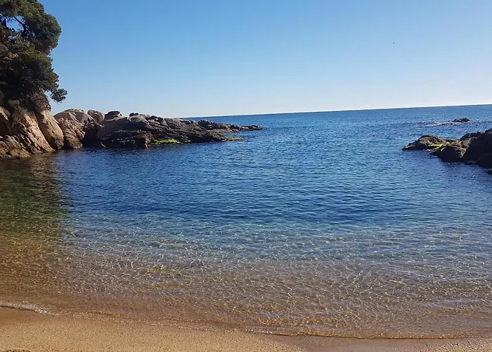 Junto Al Mar Con Jardin Comunitario Y Parking