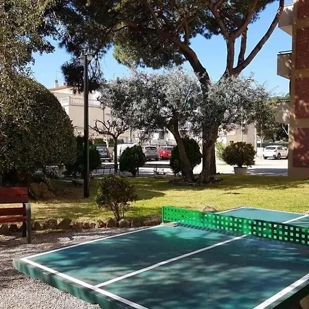 Junto Al Mar Con Jardin Comunitario Y Parking *