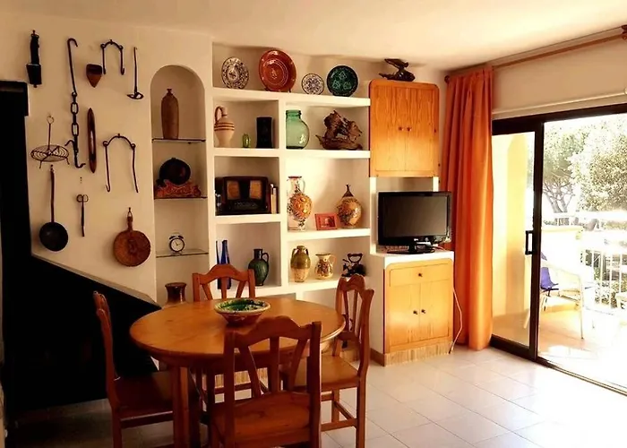 Апартаменты Junto Al Mar Con Jardin Comunitario Y Parking